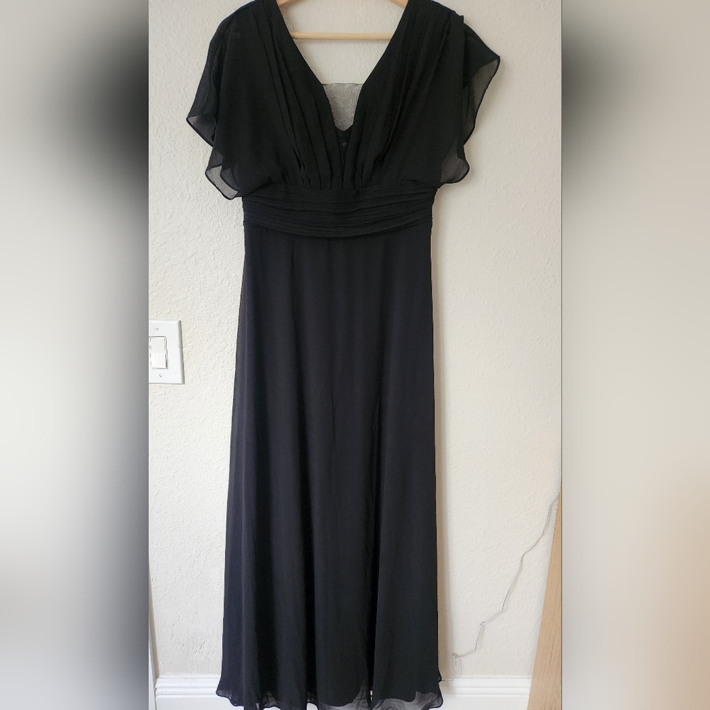 Elegant Black Evening Gown